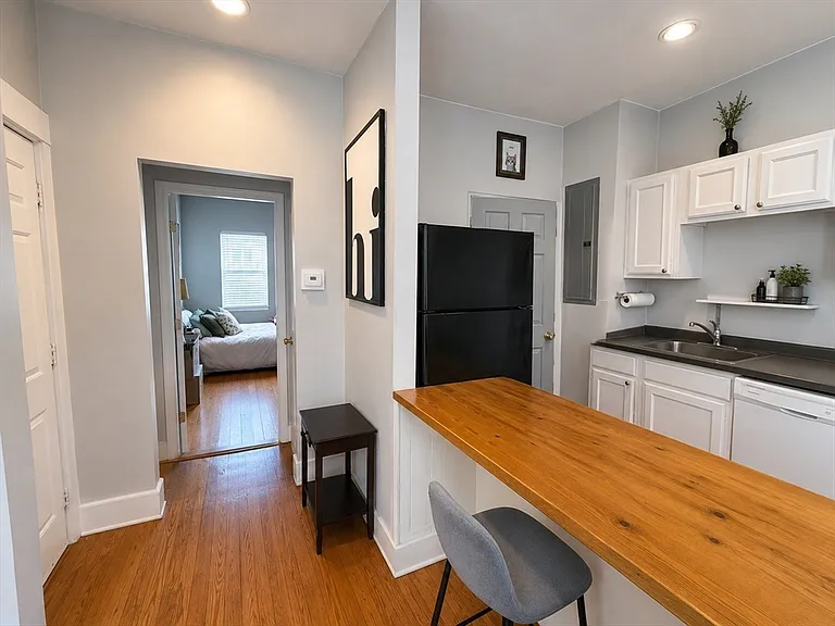 3 K Street Pl #1 — Photo 3