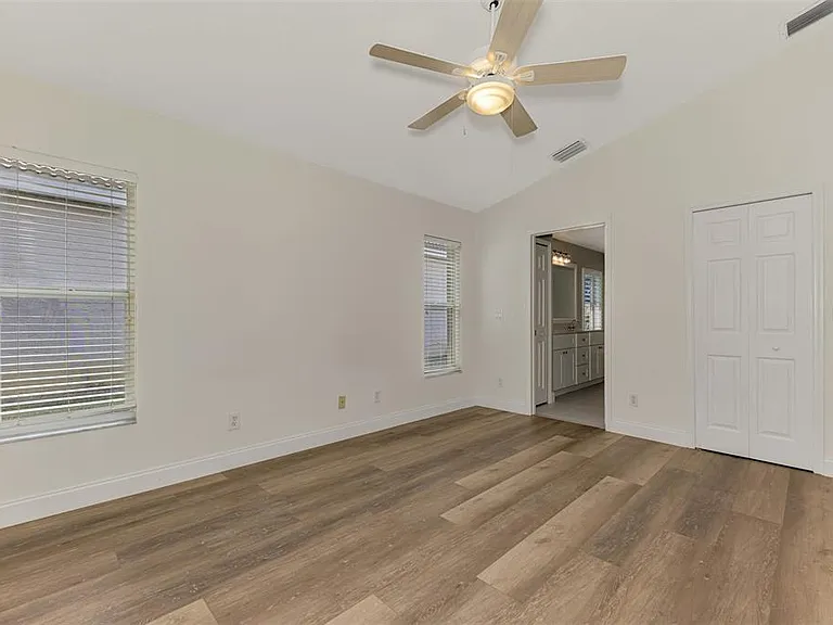 5271 Highbury Cir — Photo 28
