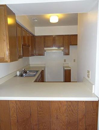 3rd image of 454 Florida Ave