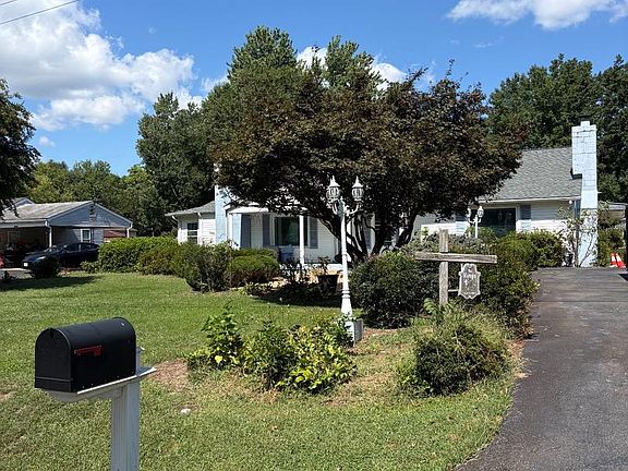 3rd image of 9008 Rugby Rd