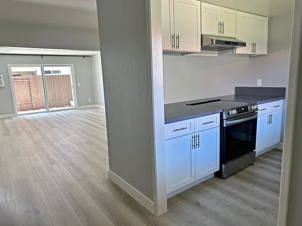 2616 17th St APT 3, Huntington Beach, CA 92648