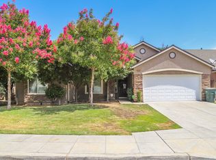 6528 E El Monte Way, Fresno, CA