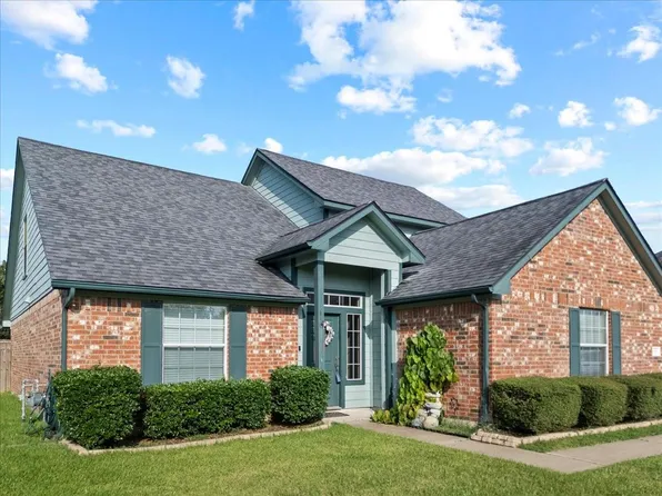8018 Dogwood Ct, Cove, TX 77523