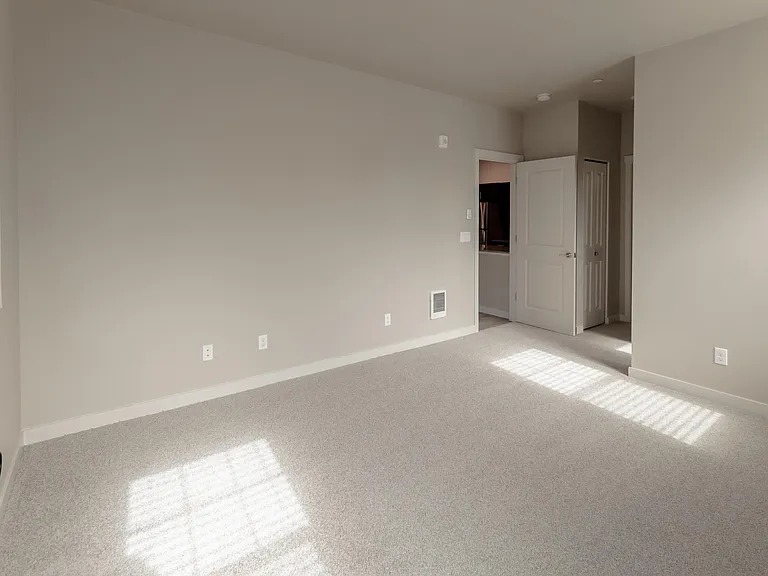 Abbey Creek Apartments — Photo 33
