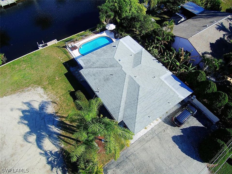1st image of 307 SW 47th Ter APT 1-2