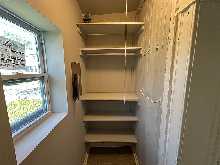 516 Woodbourne Ave — Photo 15