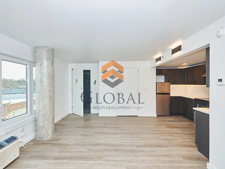 790 Allerton Ave #305 — Photo 5