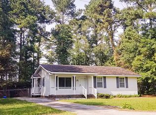 109 Macon Dr, Beulaville, NC 28518