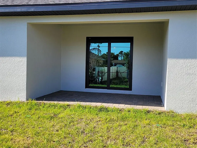 11383 Baggot Ave — Photo 32