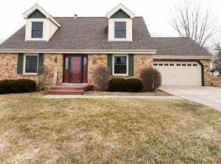 3901 Brookside Dr, Crown Point, IN 46307