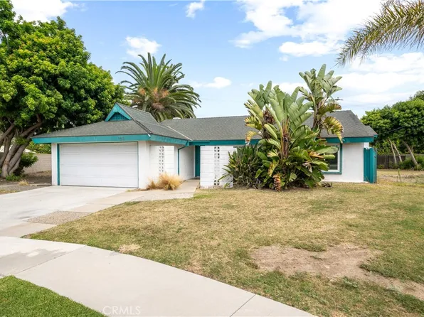 8462 Tern Cir, Huntington Beach, CA 92646
