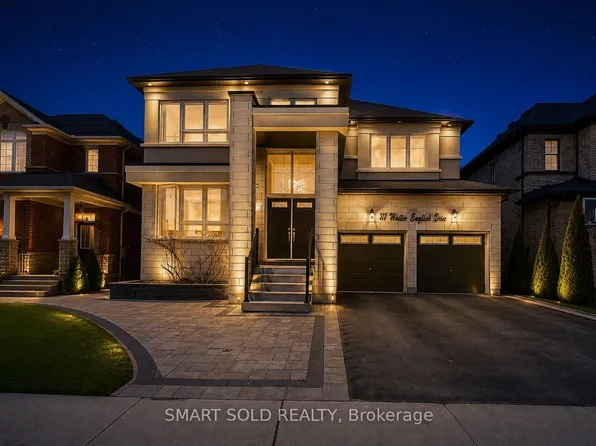 207 Walter English Dr, East Gwillimbury, ON L9N 0Y8