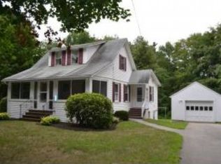 47 W Main St, Newton, NH 03858