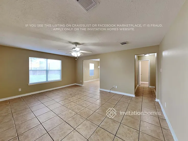 1515 Glasholm Dr — Photo 5
