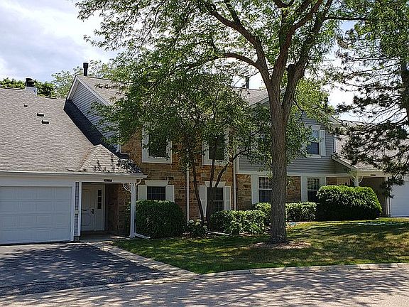 1117 Auburn Ln Buffalo Grove