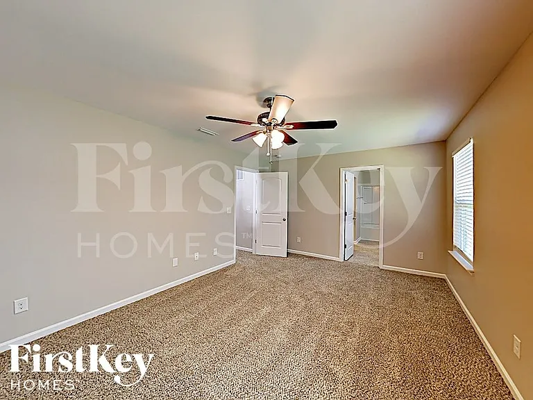 3917 Catawba Hills Dr — Photo 6