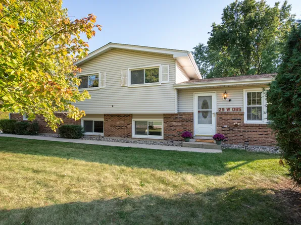 29W085 Wagner Rd, Naperville, IL 60564