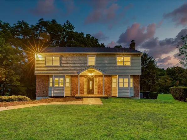 9 Bagatelle Court, Melville, NY 11747