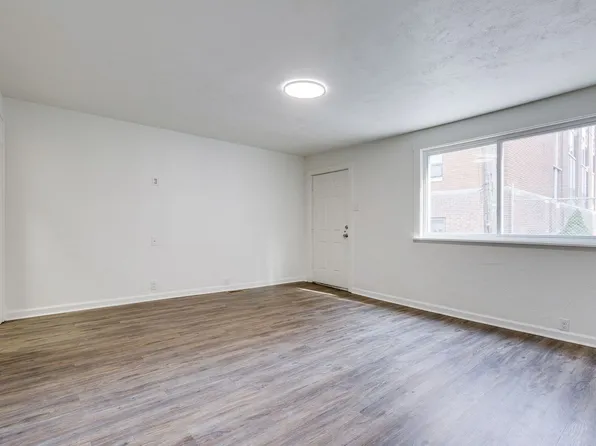 819 Proctor Way, Pittsburgh, PA 15210