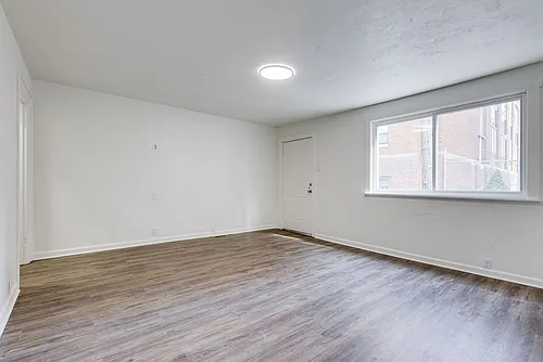 819 Proctor Way Photo 1
