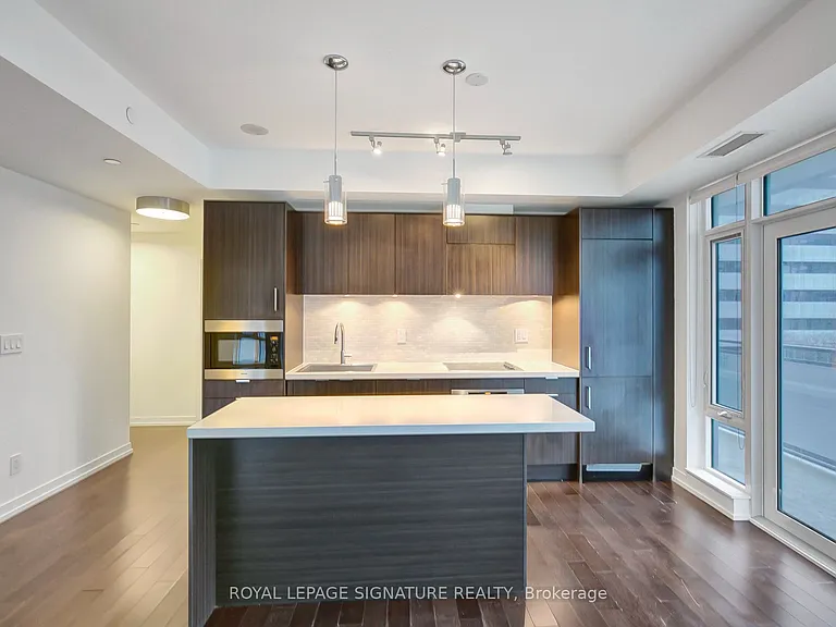 21 Widmer St #1111 — Photo 11