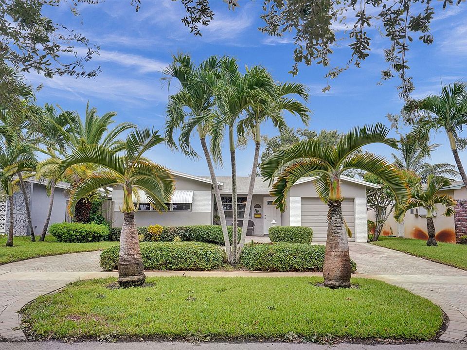 1st image of 2200 N 49th Avenue