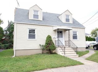 41 Humbert St, Nutley, NJ 07110