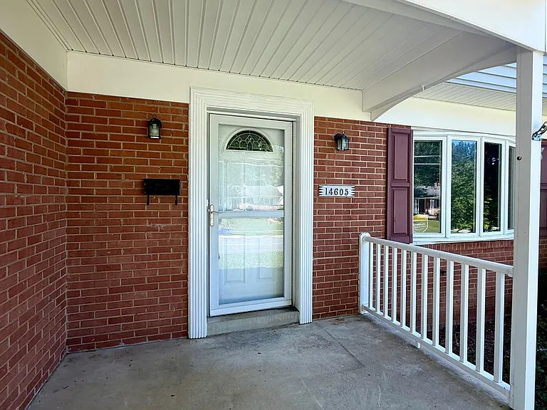 14605 Nadine Dr — Photo 26