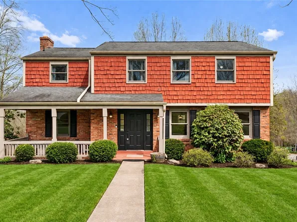 115 Oakdale Dr, Zelienople, PA 16063