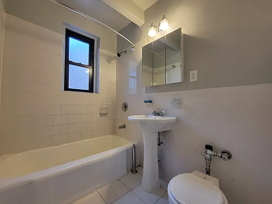 Rented by Made In NY Realty | media 16