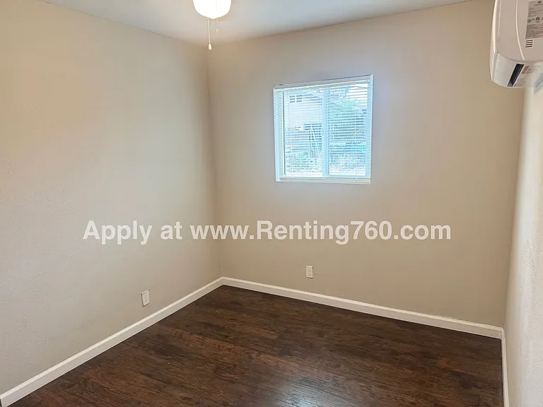 6454 Goleta Ave #B — Photo 11