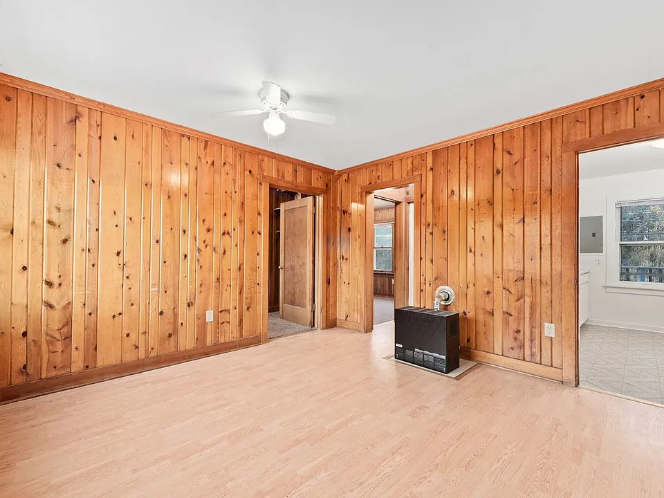 312 Grandview Dr #1