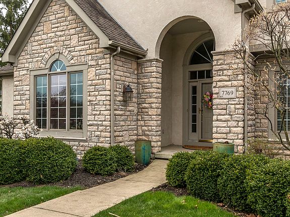 3rd image of 7769 Tartan Fields Dr