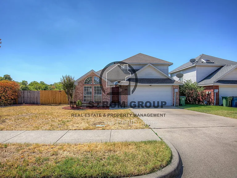 1200 Buehler Ct — Photo 3