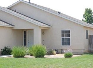 8407 S Constance Ave, Parlier, CA 93648