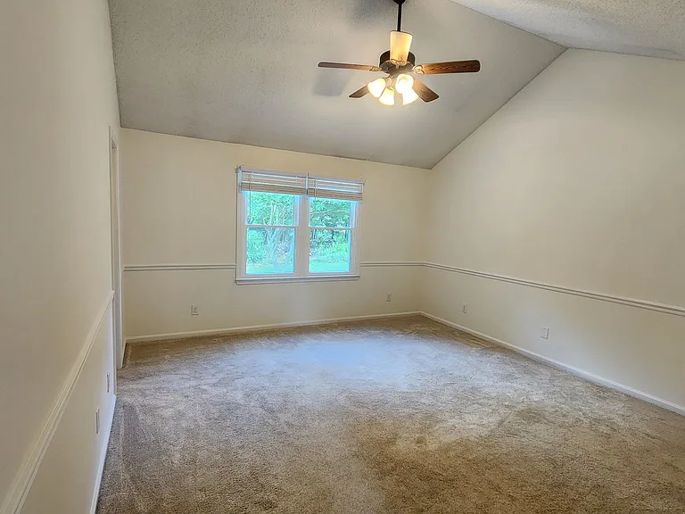 4161 Peyton Ct NW — Photo 10