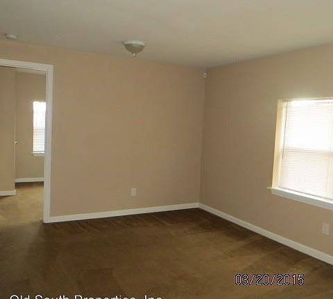 2nd image of 408 1/2 S L St