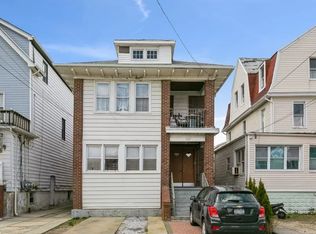 157 Beach 119 St, Far Rockaway, NY 11694