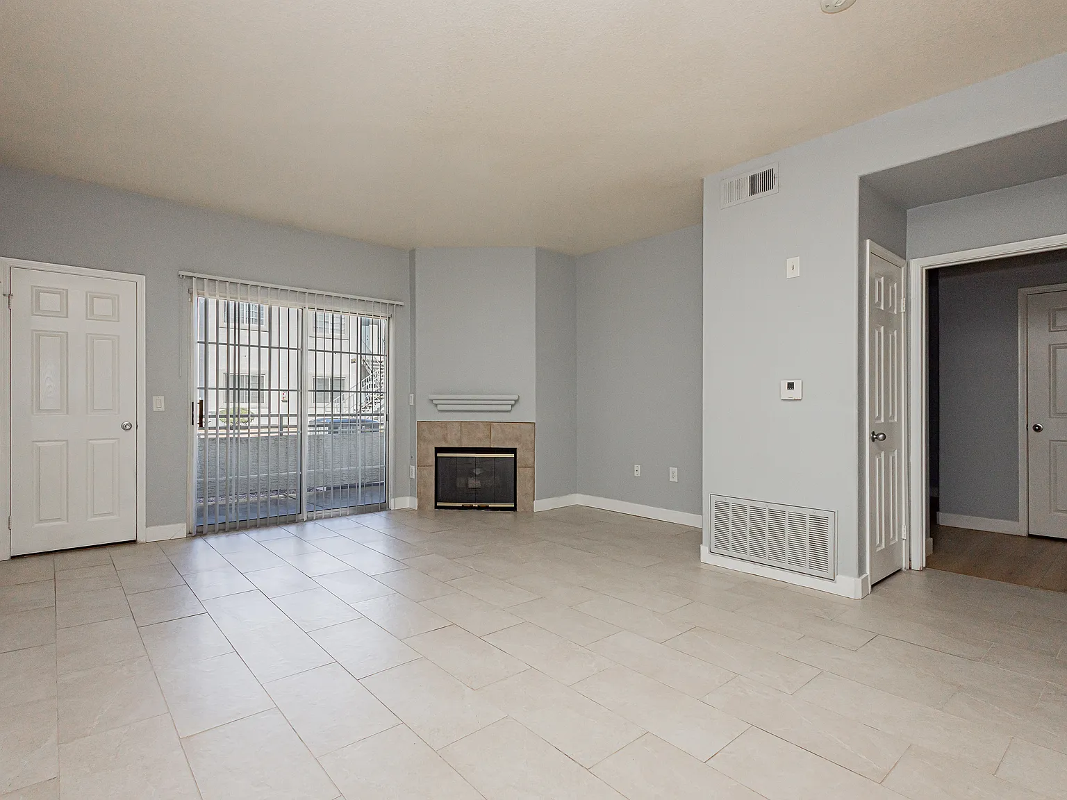 3318 N Decatur Blvd — Photo 3