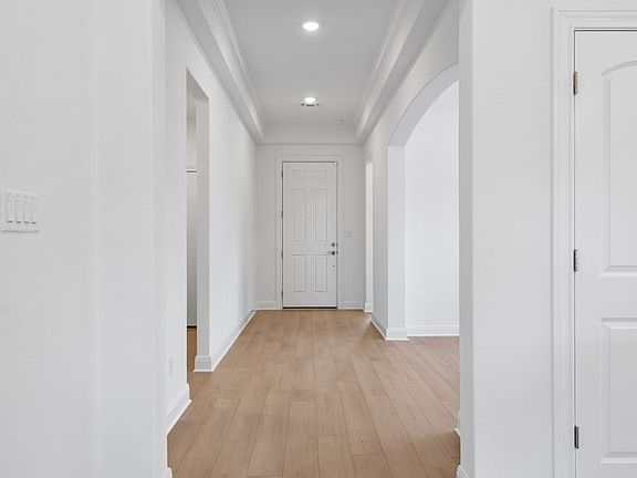 3rd image of 620 Olinda Way
