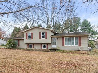 2378 Traian Cir, Akron, OH 44312