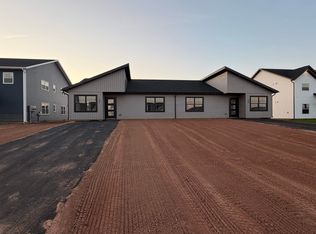 37 Evelyn St, Charlottetown, PE C0A0K6