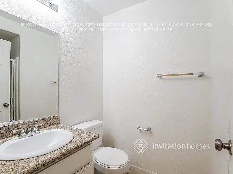 1529 Granville Way — Photo 16