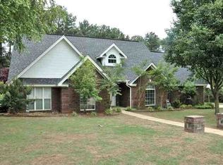 12 Allison Ct, Searcy, AR 72143