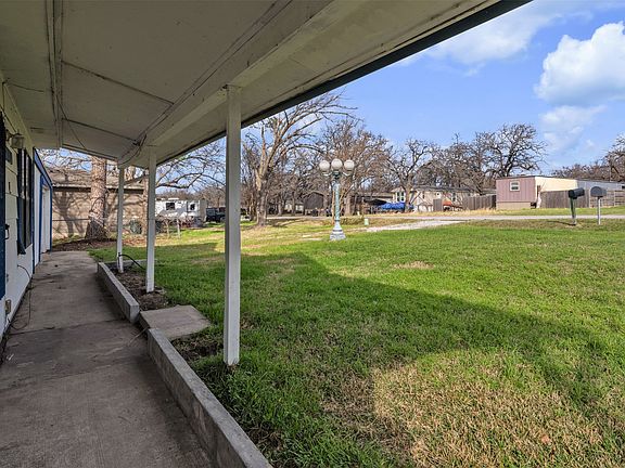 4th image of 1512 Sheri Ln S