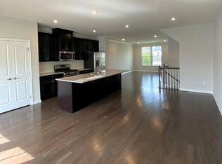 745 Quarry Point Rd, Malvern, PA 19355
