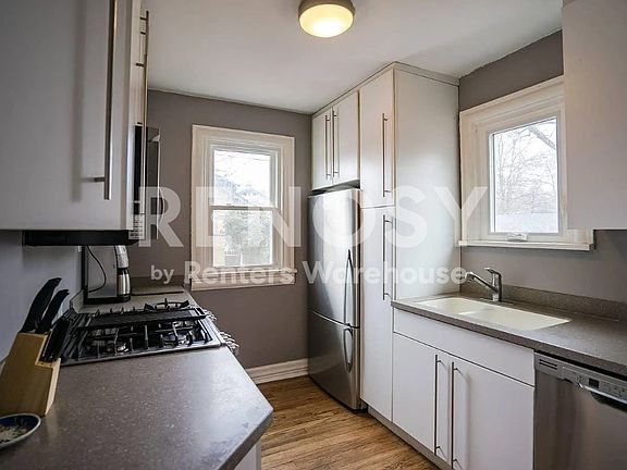 3rd image of 3710 E 17th Ave