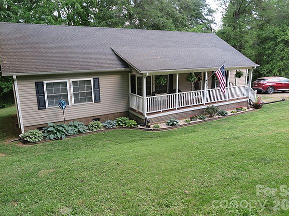 2nd image of 125 Rankin Rd