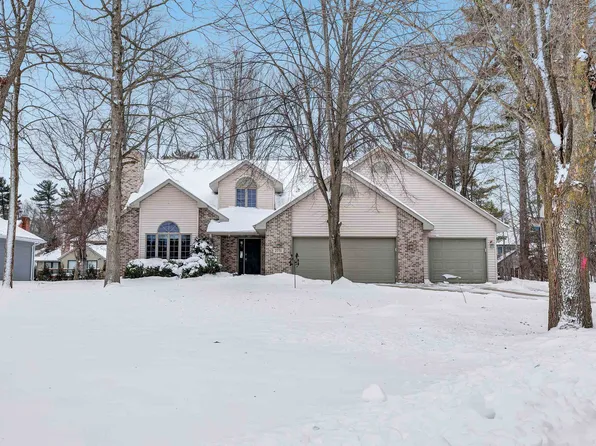 2751 Chaska Ct, Green Bay, WI 54313