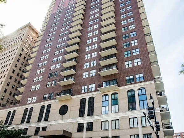 41 E 8th St, Chicago, IL